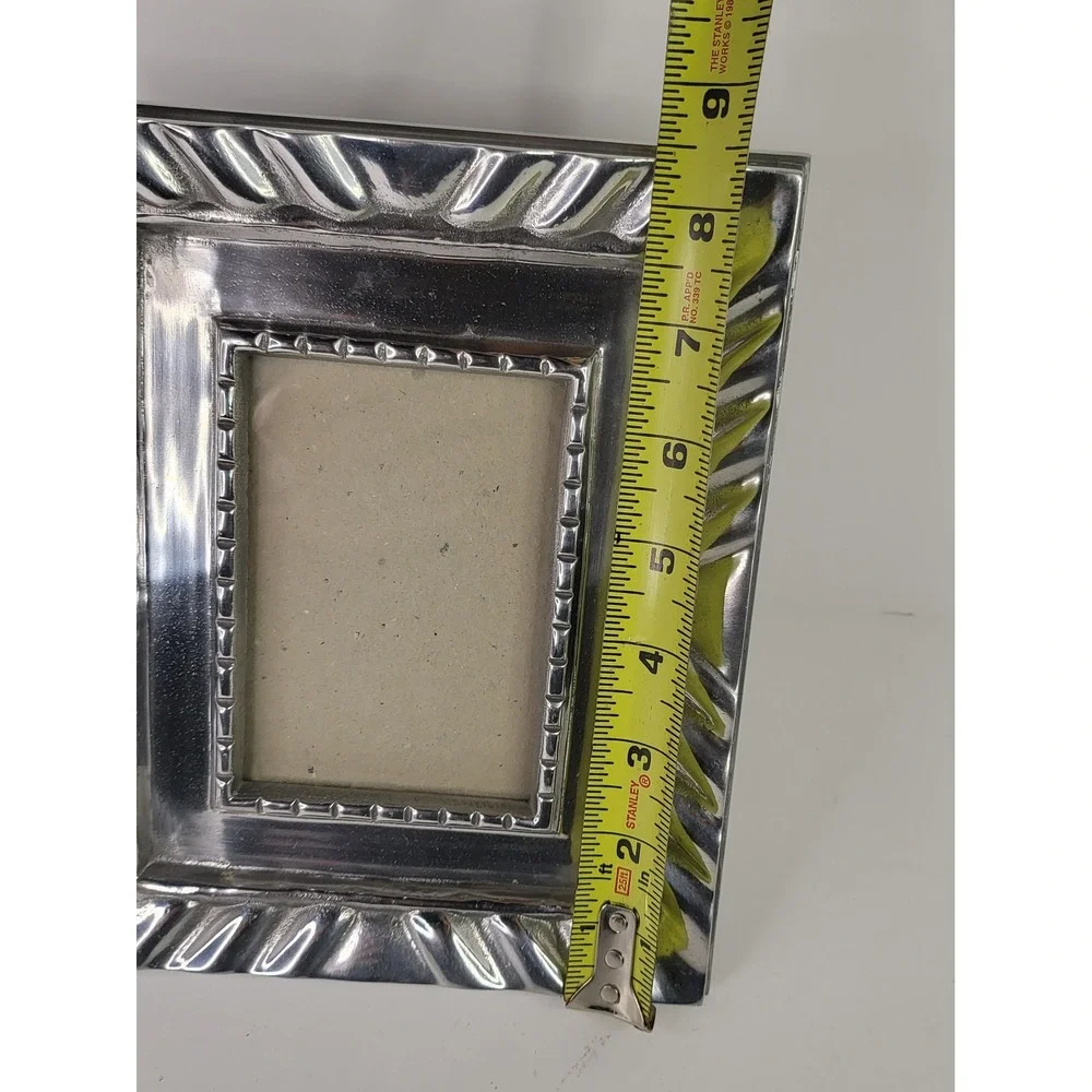 Vintage Silver Tone Metal Ribbed Pleated Picture Frame Beaded Trim 4x6 Tabletop